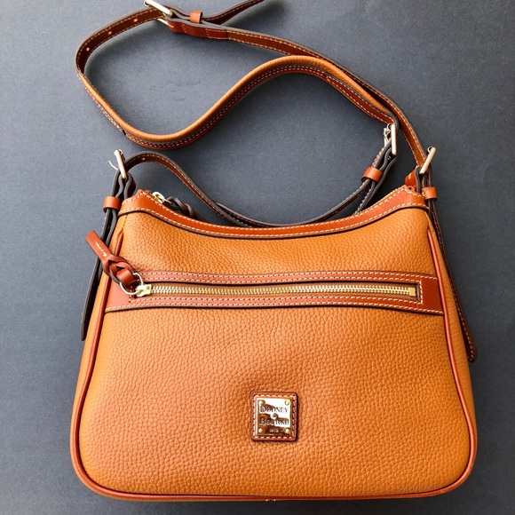 Dooney & Bourke Handbags - NWT Dooney & Bourke caramel leather shoulder bag